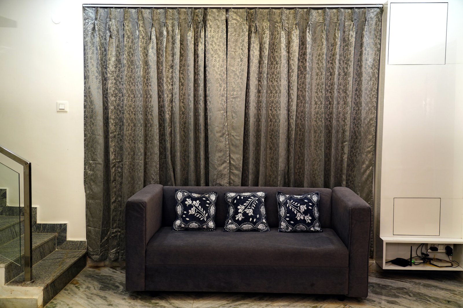 Material transitions planned for everyday comfort